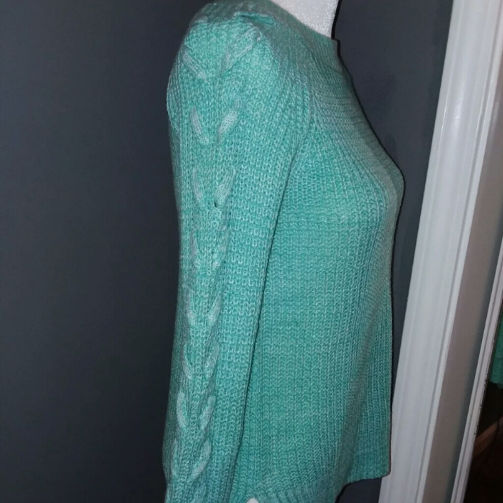Sweater - Picture 2 of 5